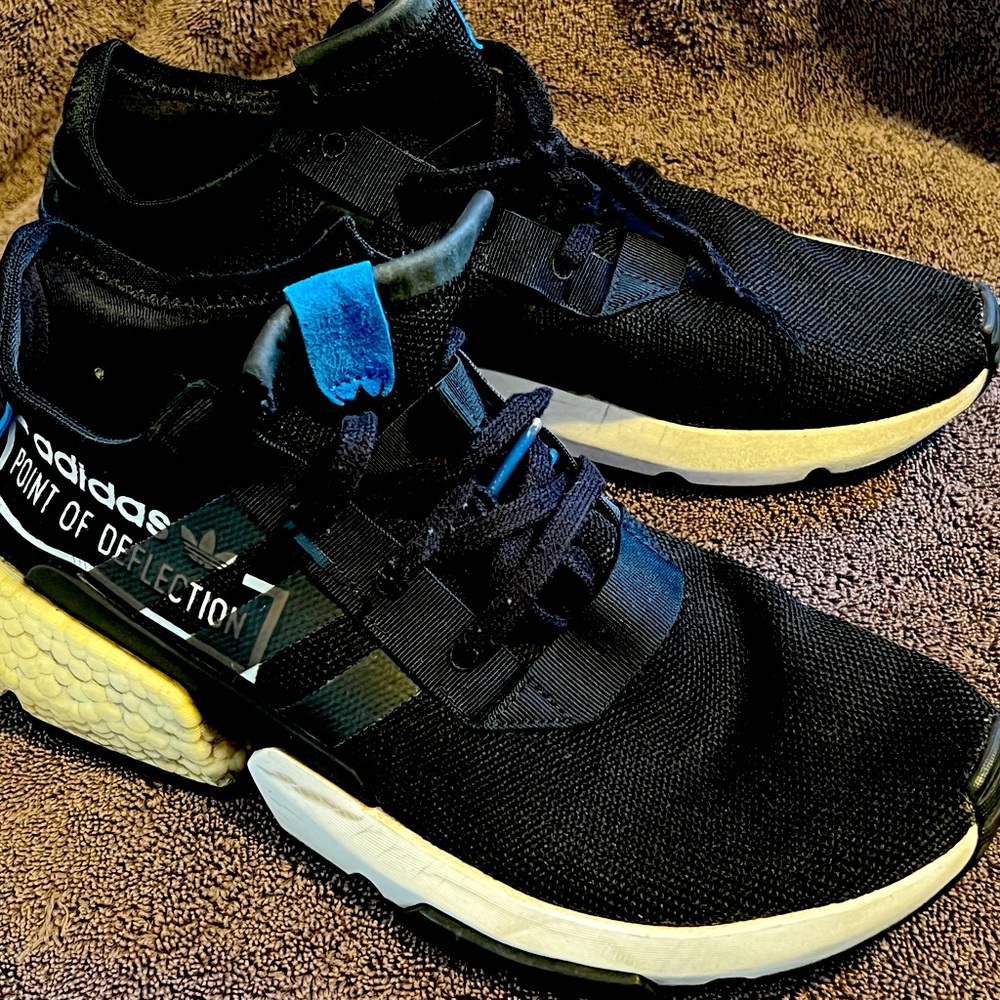 Men’s Adidas Point of Deflection size 10.